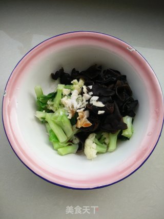 油泼菜花的做法步骤：5