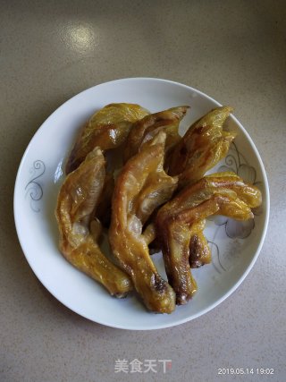 炸鸭脚的做法步骤：3
