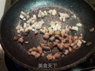咸鱼豆腐煲的做法步骤：4