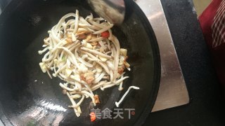 小炒菌菇的做法步骤：5