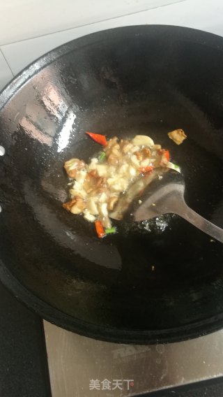 小炒菌菇的做法步骤：6