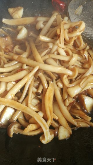 小炒菌菇的做法步骤：7