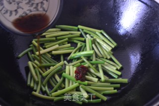 蒜薹肉丝的做法步骤：6