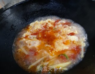 西红柿土豆蛋汤的做法步骤：5