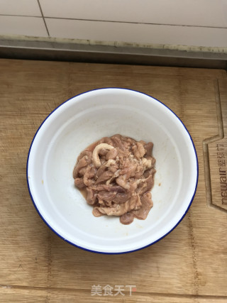 肉炒三片的做法步骤：2