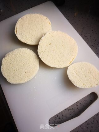 香煎馒头片的做法步骤：1