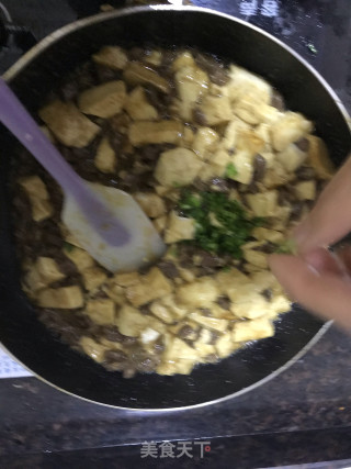 豆腐煮牛肉粒的做法步骤：7