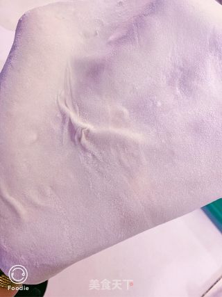 详细版煎饼果子内附酱跟薄脆的做法步骤：7