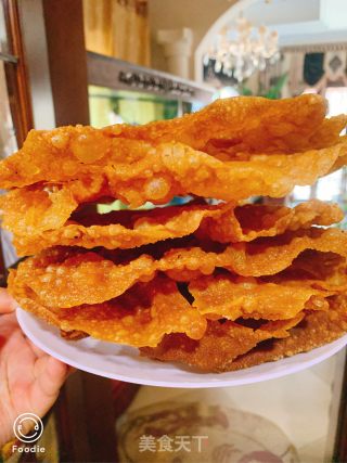 详细版煎饼果子内附酱跟薄脆的做法步骤：12