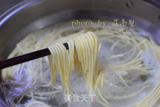 培根炒面的做法步骤：6
