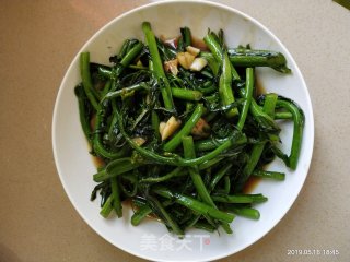 清炒油菜花的做法步骤：3