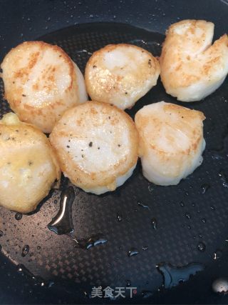 干煎带子的做法步骤：3