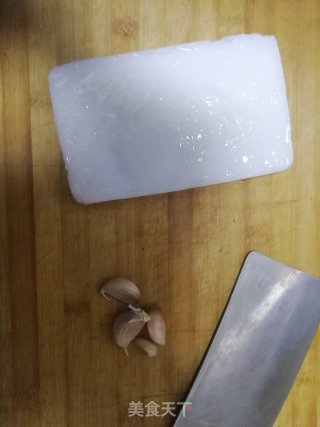 炒凉粉的做法步骤：1