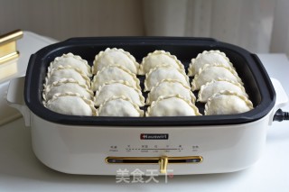 鸡蛋韭菜煎饺的做法步骤：8