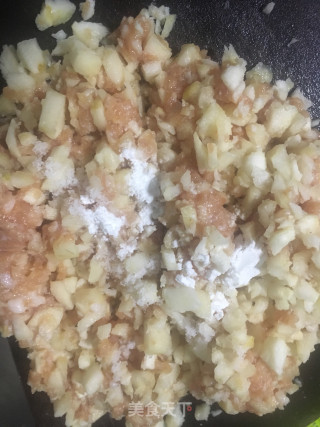 鲜肉马蹄酿豆泡的做法步骤：5