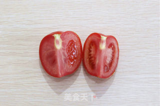 凉拌西红柿的做法步骤：1