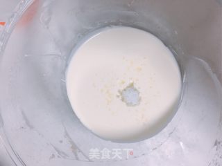 草莓生日蛋糕的做法步骤：7