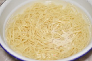 韩式泡菜风味汤面的做法步骤：6