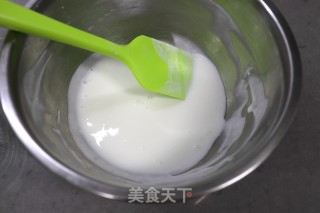 无油少糖酸奶戚风蛋糕的做法步骤：2
