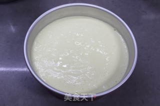 无油少糖酸奶戚风蛋糕的做法步骤：11