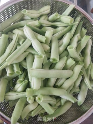 排骨豆角焖面????的做法步骤：2