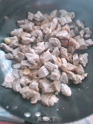 番茄炖牛肉的做法步骤：5