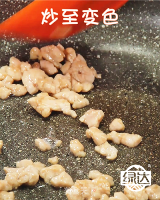肉末荷兰豆，下面拌饭一绝，孩子绝对喜欢！的做法步骤：7