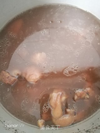 猪蹄焖芸豆的做法步骤：3