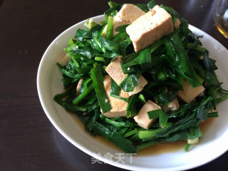 韭菜炒豆腐的做法步骤：9