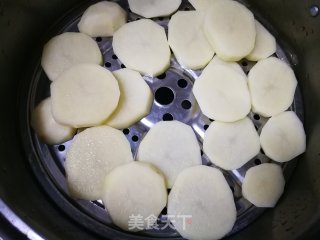 肉末土豆泥的做法步骤：2