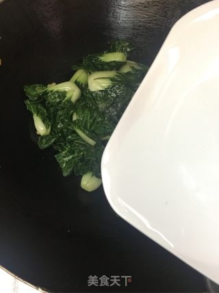 蒜蓉炒奶白菜的做法步骤：7