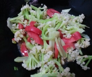西红柿炒有机花菜的做法步骤：10