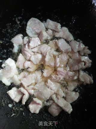 枇杷炒肉片的做法步骤：4