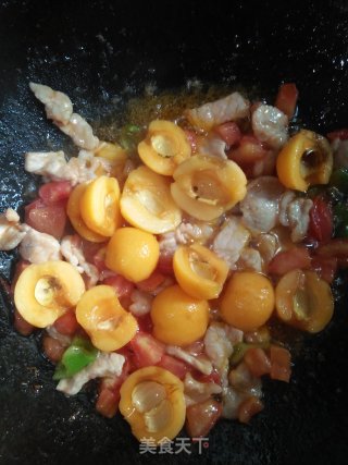 枇杷炒肉片的做法步骤：6