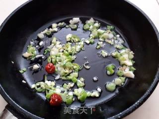 虾酱烧豆腐的做法步骤：4