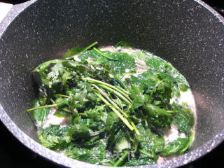 牛肉菠菜豆腐汤的做法步骤：6