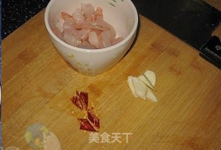 蒜香虾的做法步骤：2