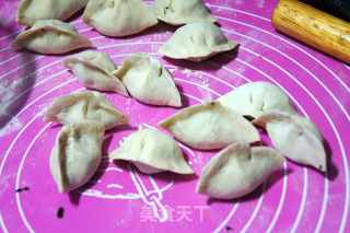 婆婆丁馅水煎饺的做法步骤：5