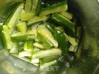 酱腌黄瓜的做法步骤：4
