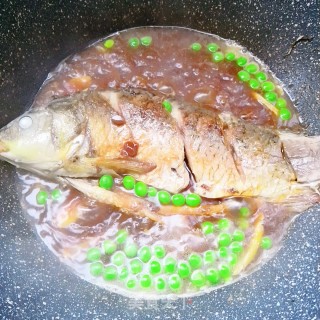红烧鲤鱼的做法步骤：8