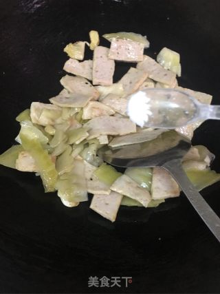 咸菜炒肉饼的做法步骤：6