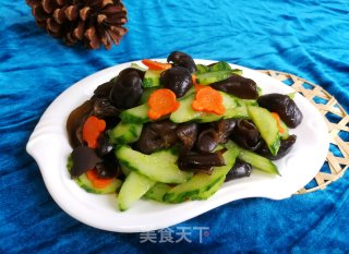 黄瓜炒黑木耳的做法步骤：6