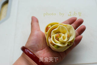 玫瑰花蒸饺的做法步骤：9