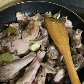 沙锅煲鸭的做法步骤：4
