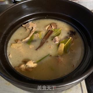 沙锅煲鸭的做法步骤：7