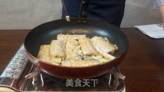 糖醋带鱼——教你做从小吃到大的熟悉味道！的做法步骤：5