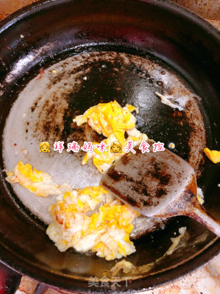 ????‍????仙草烹饪????cooking????‍????：????海鲜????坚果????蛋炒饭的做法步骤：2