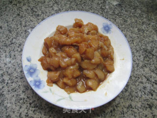 红椒炒鸡胸肉的做法步骤：6