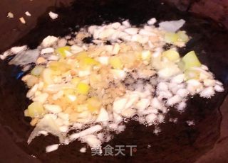 彩椒炒牛肚头的做法步骤：7