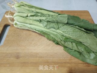 蒜蓉拌鸡毛菜的做法步骤：1